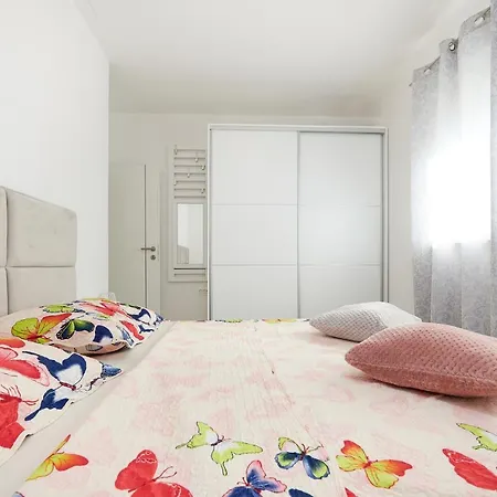 Twins Apartment
