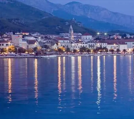 Appartement Apartman Twins Makarska